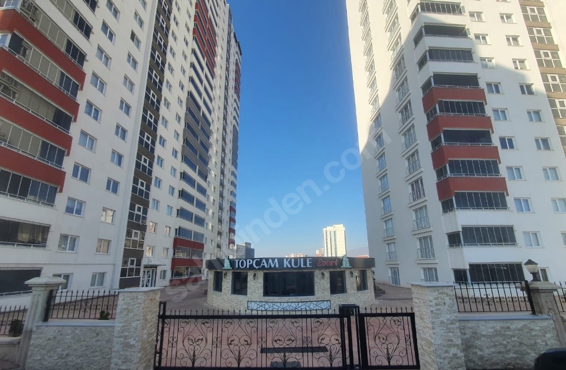 TOPÇAM KULE EVLERİNDE SATILIK 4+1 DAİRE