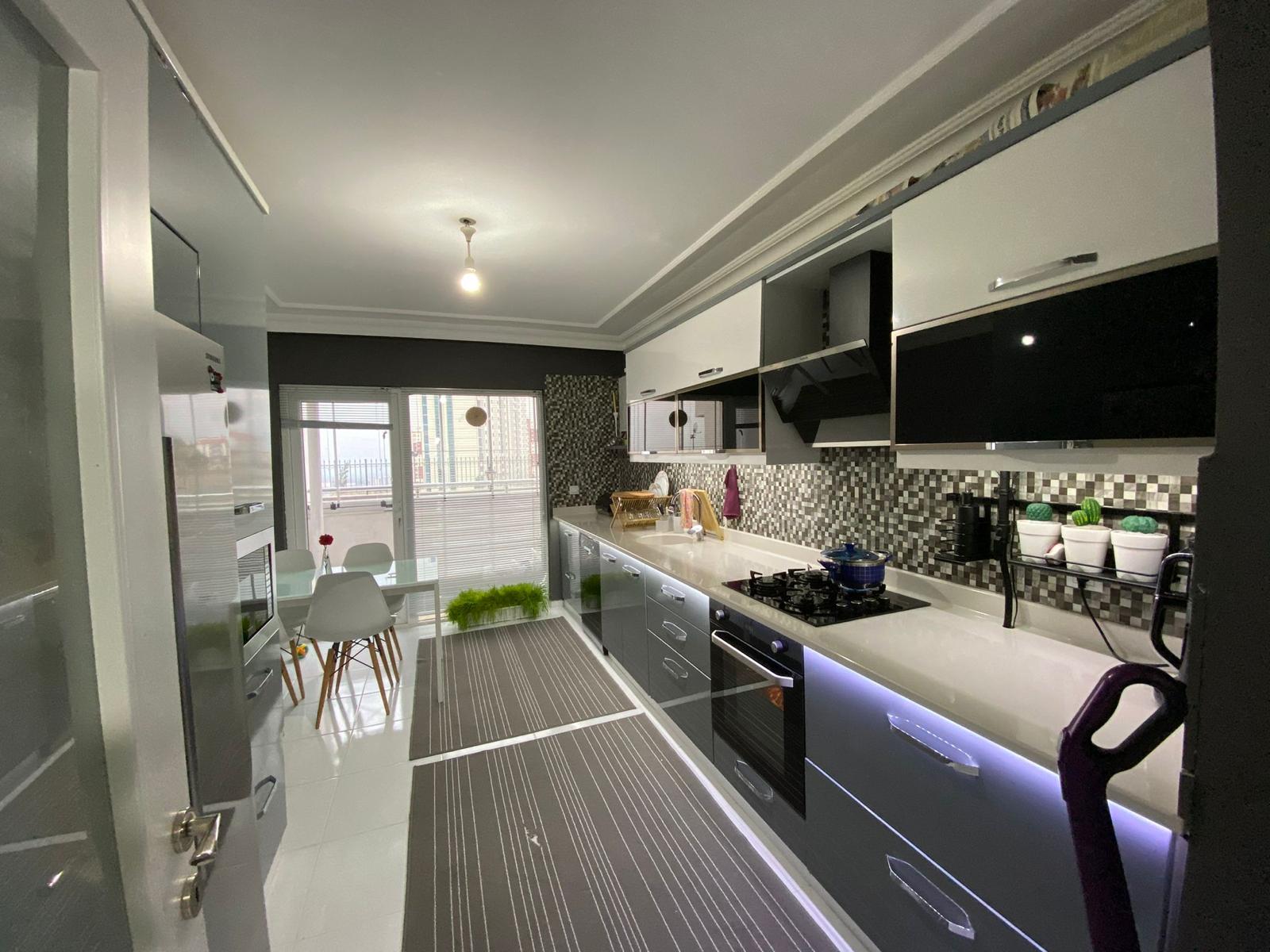 TOPÇAM KULE EVLERİNDE SATILIK 4+1 DAİRE