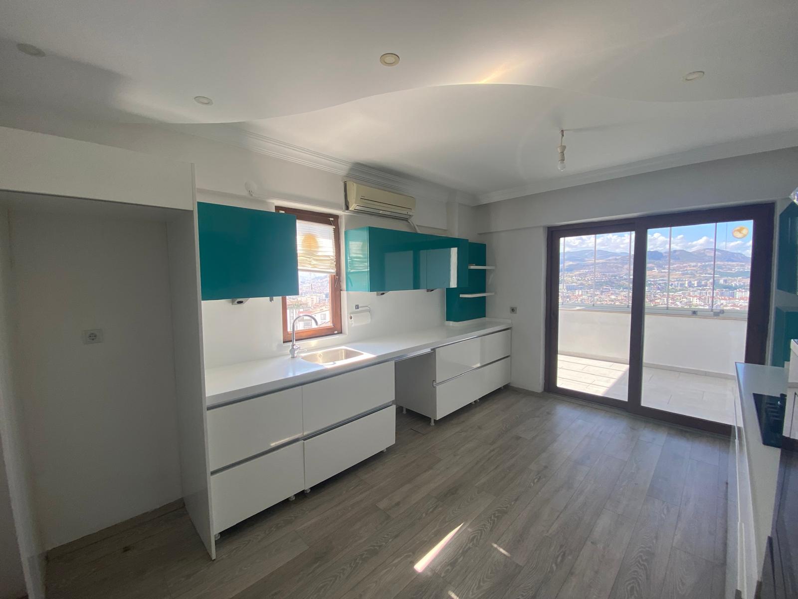 TOKAT BAHÇELİEVLER MAHALLESİNDE 4+1 SATILIK DAİRE