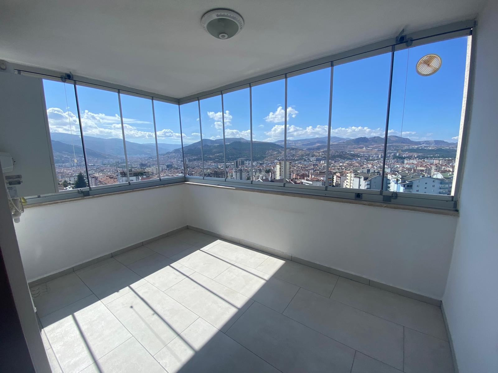 TOKAT BAHÇELİEVLER MAHALLESİNDE 4+1 SATILIK DAİRE